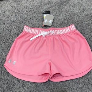 Under Armour Girls athletic shorts size Medium